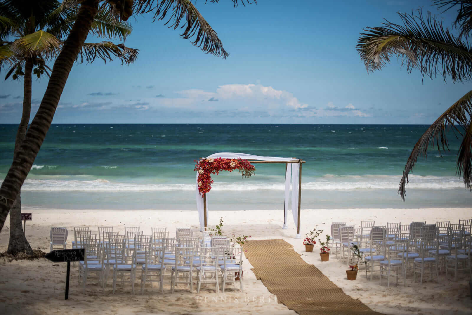 Serenidad junto al mar: la elegancia y singularidad de las bodas en la playa en Tulum