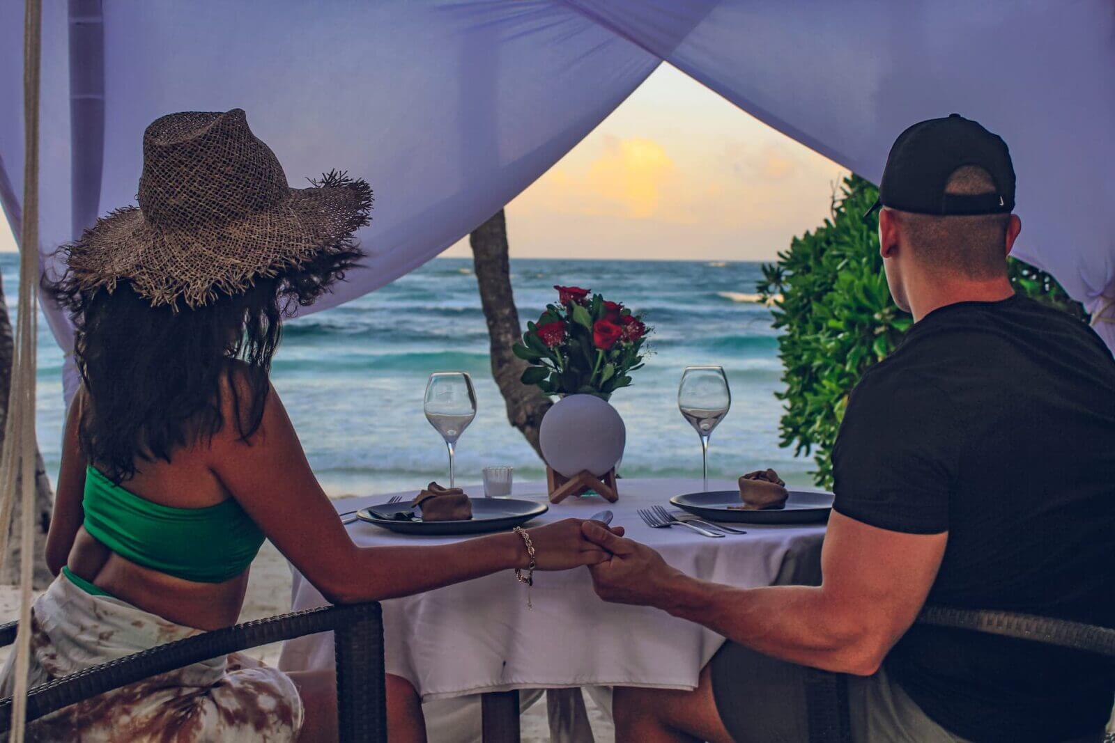 romantic dinner tulum beach