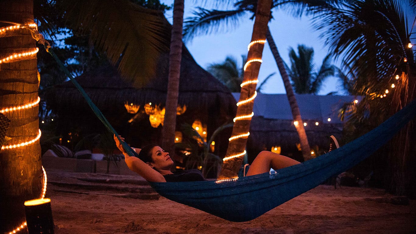 how to get around tulum at night